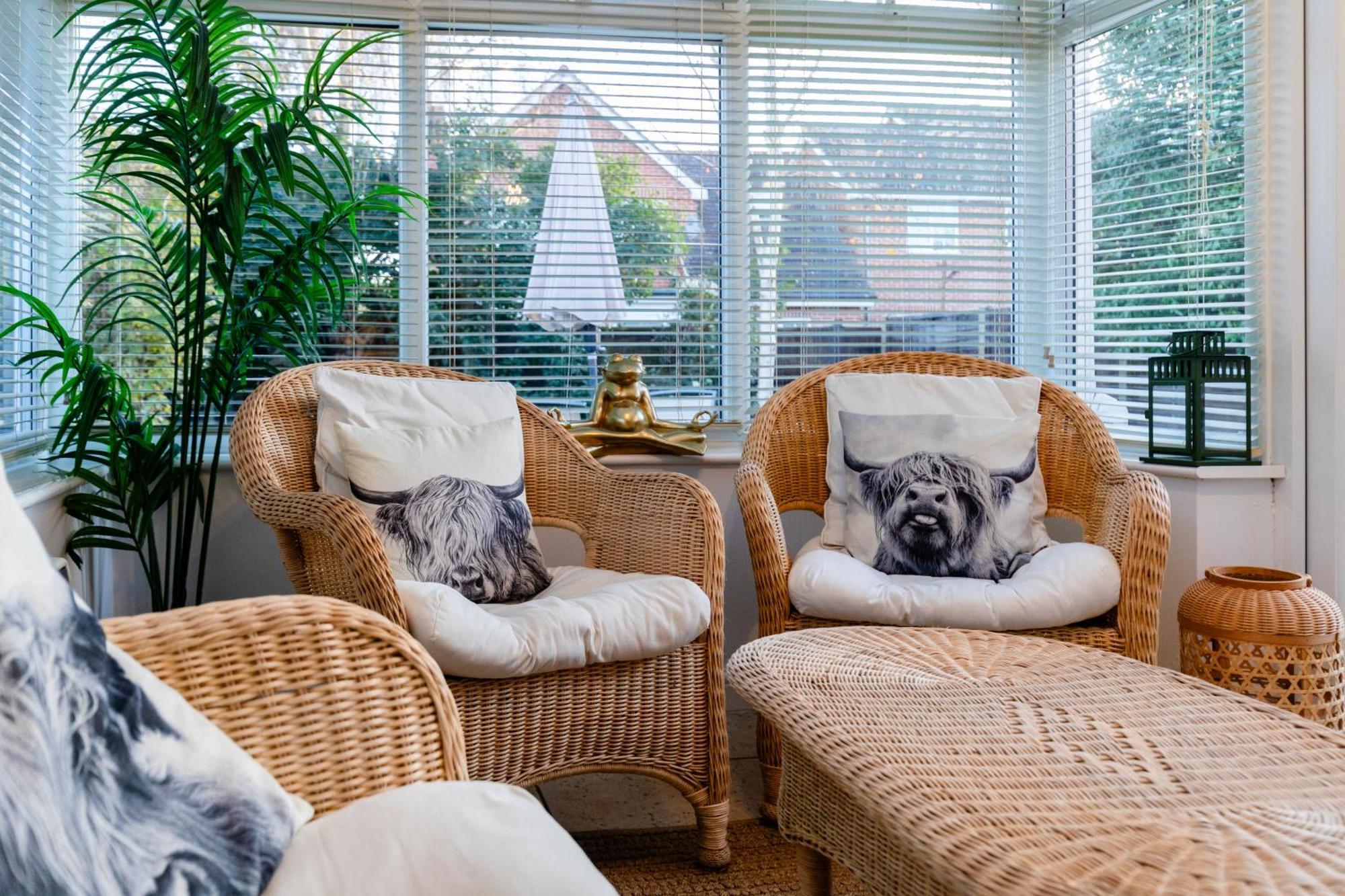 Chichester Retreat House With Free Parking Exterior foto